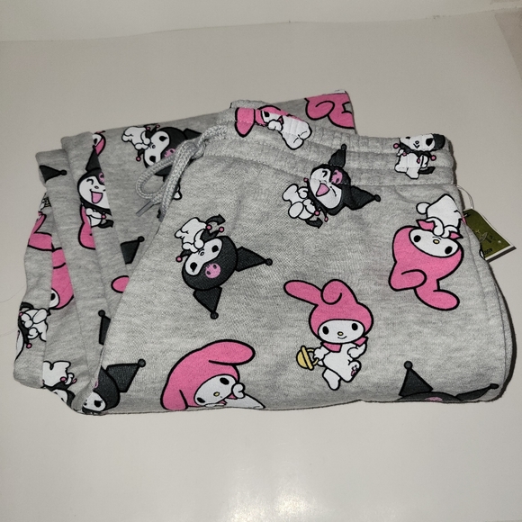 Sanrio Kuromi Sweatpants in M - Picture 2 of 3
